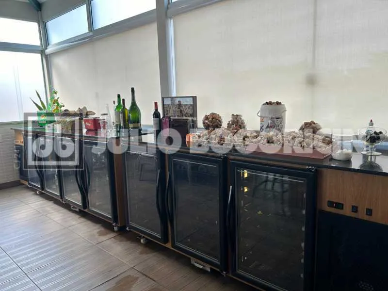 Apartamento sem mobília com 3 quartos e 5 banheiros — photo 29