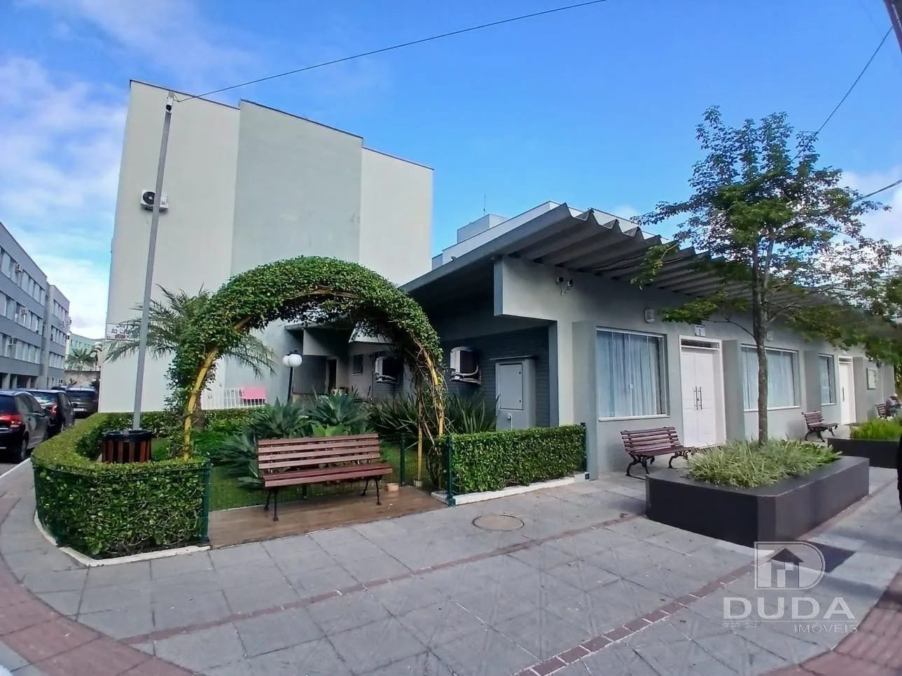 2-bedroom apartment with a washing machine in Florianópolis — photo 27