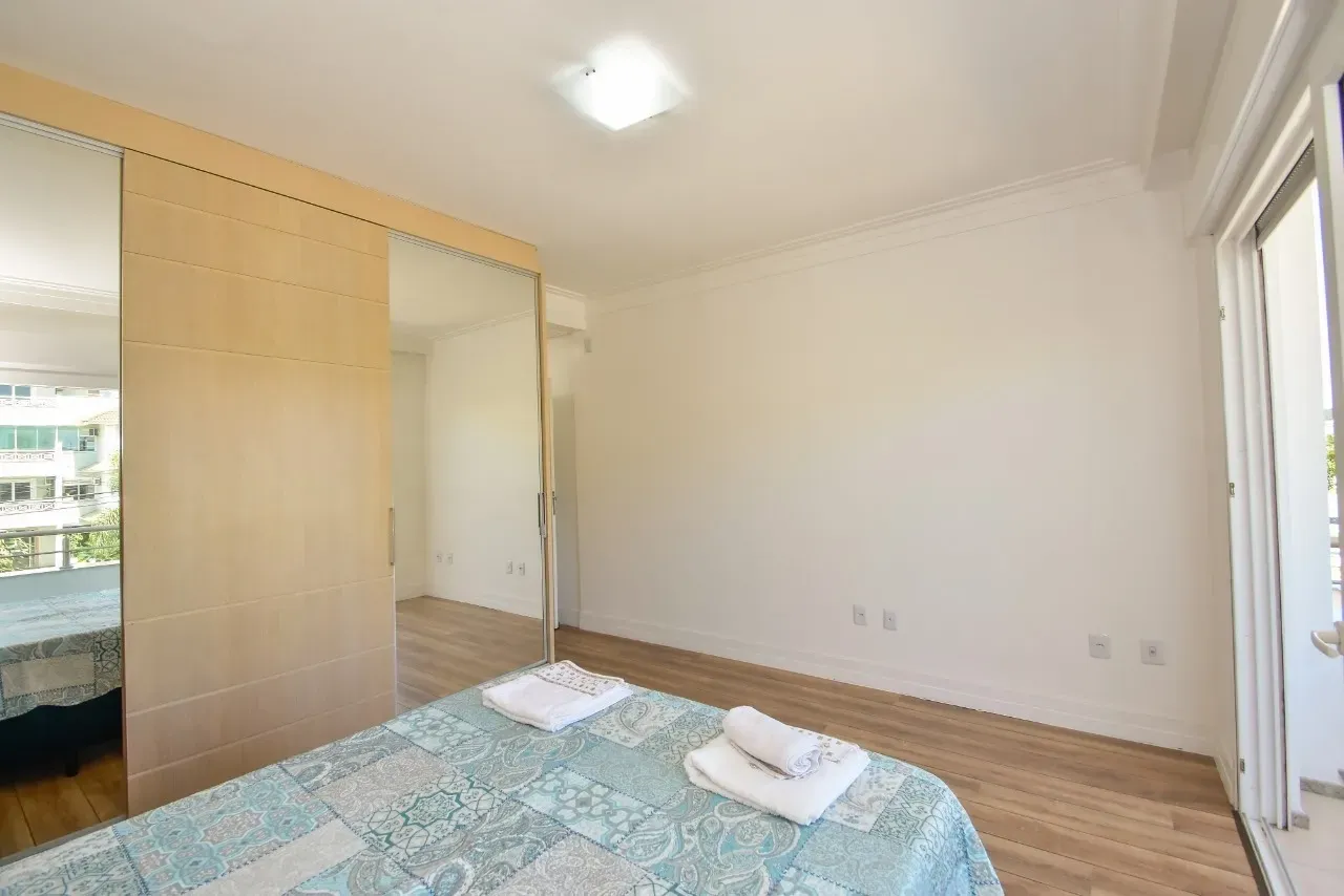 Casa mobiliada com 4 suítes e piscina aberta — photo 28