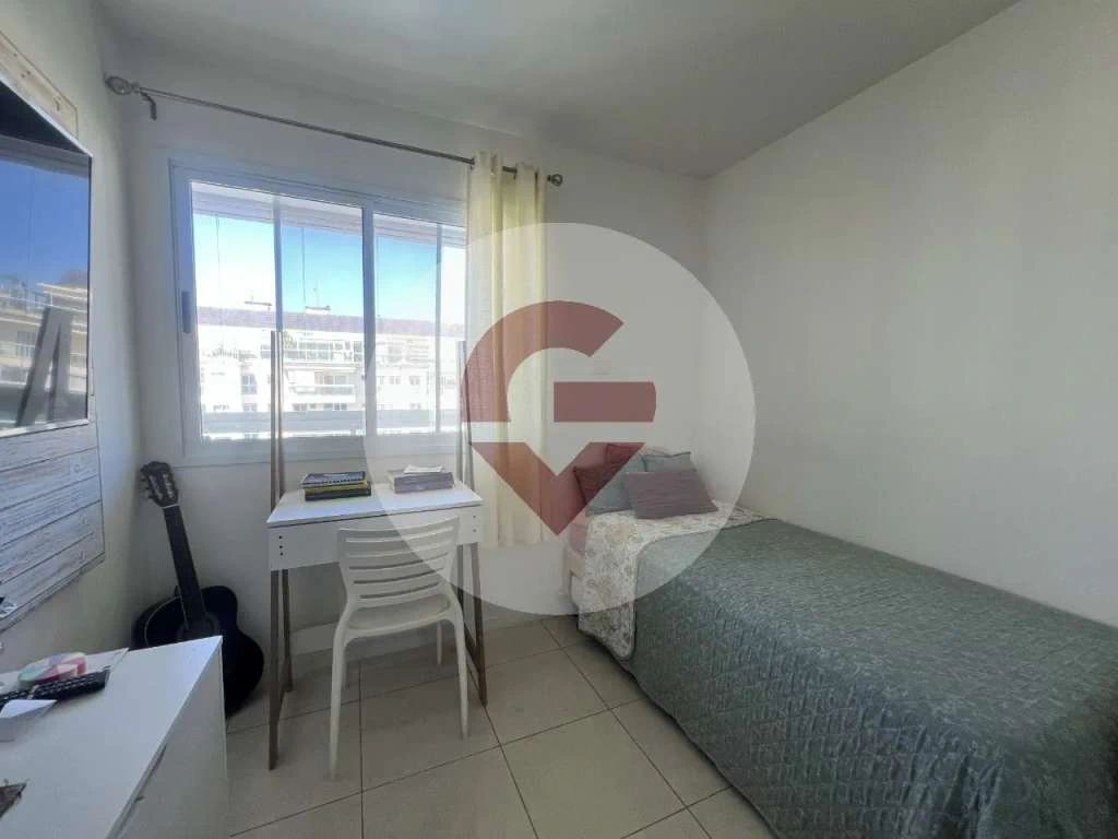 Furnished 200 m² apartment with 3 bedrooms and a suite — photo 19