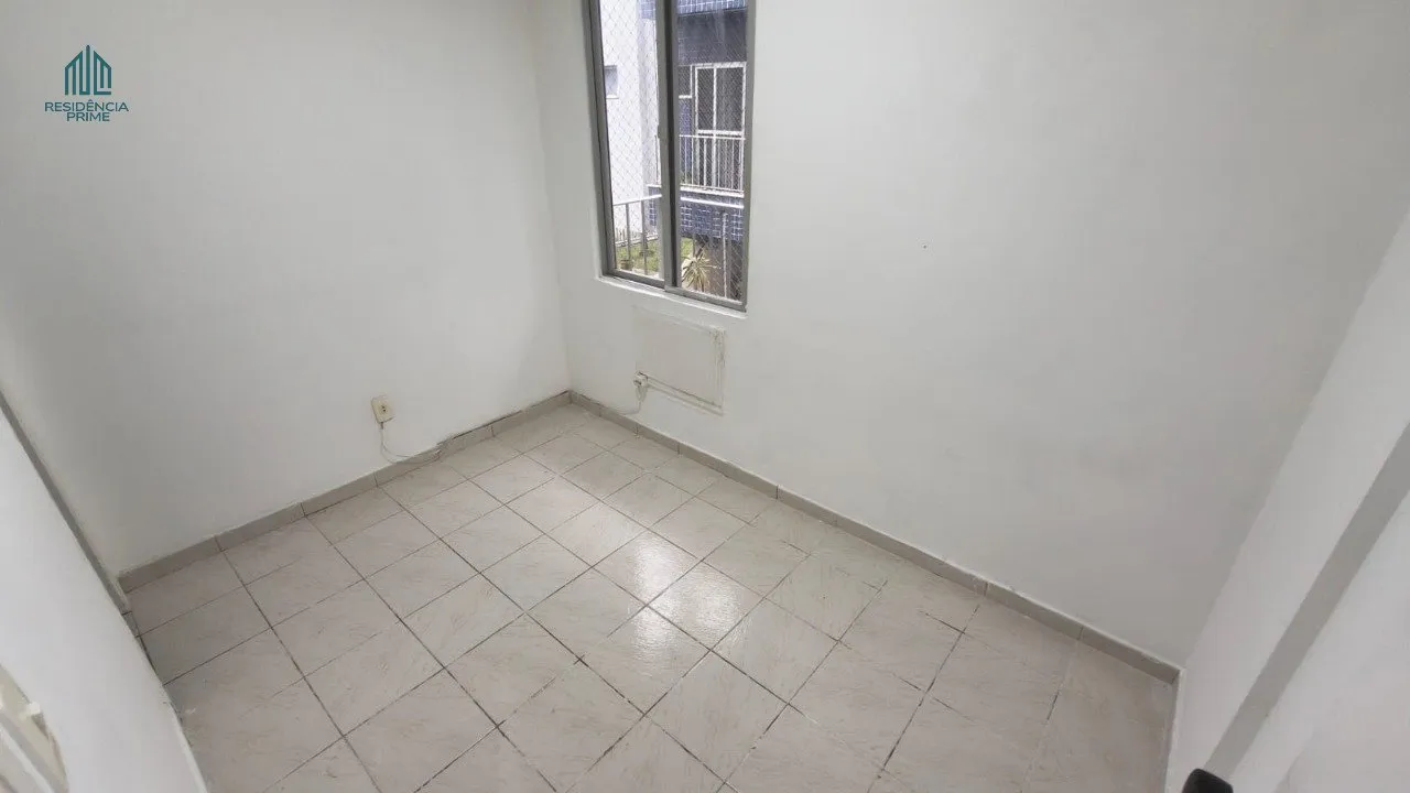 3-bedroom apartment with tile floors — photo 9