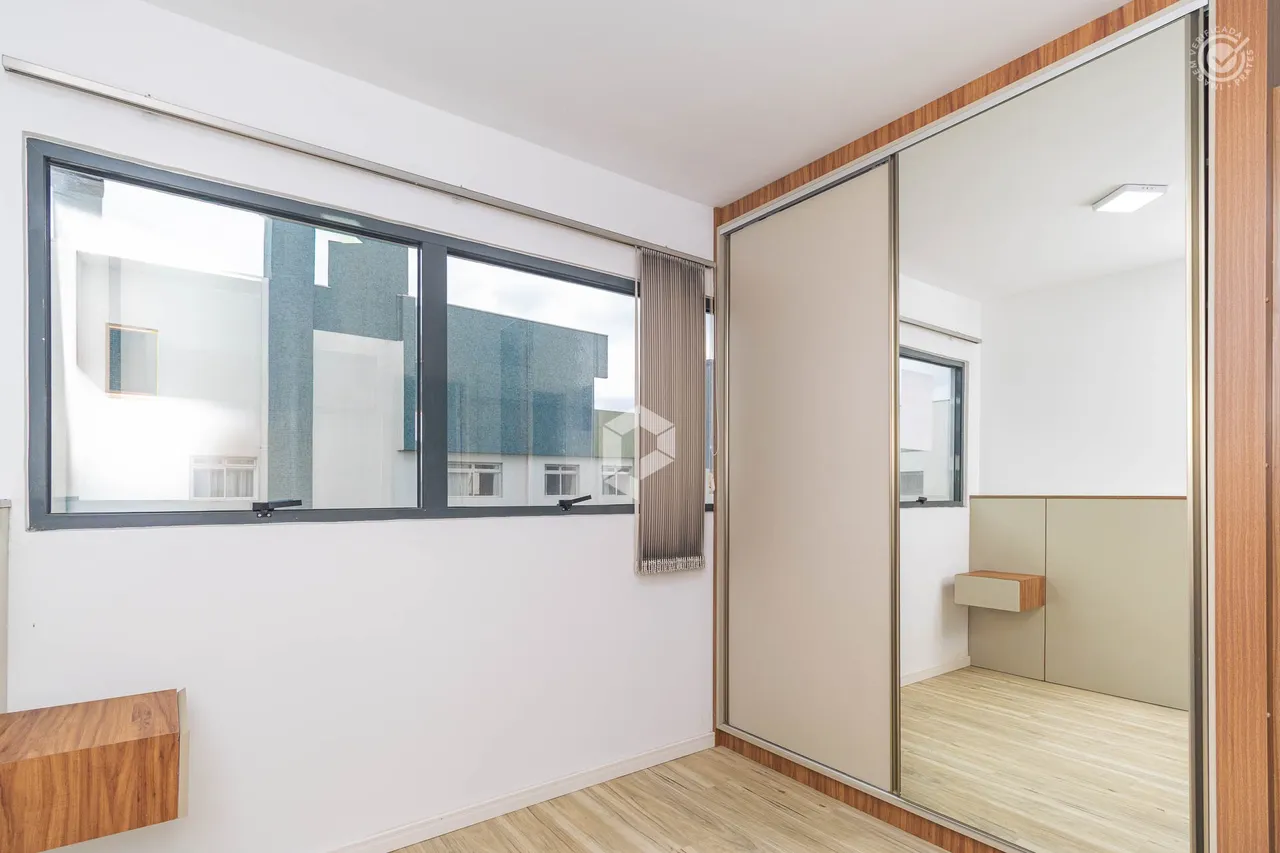 1-bedroom apartment with open-plan kitchen, 39 m² — photo 13