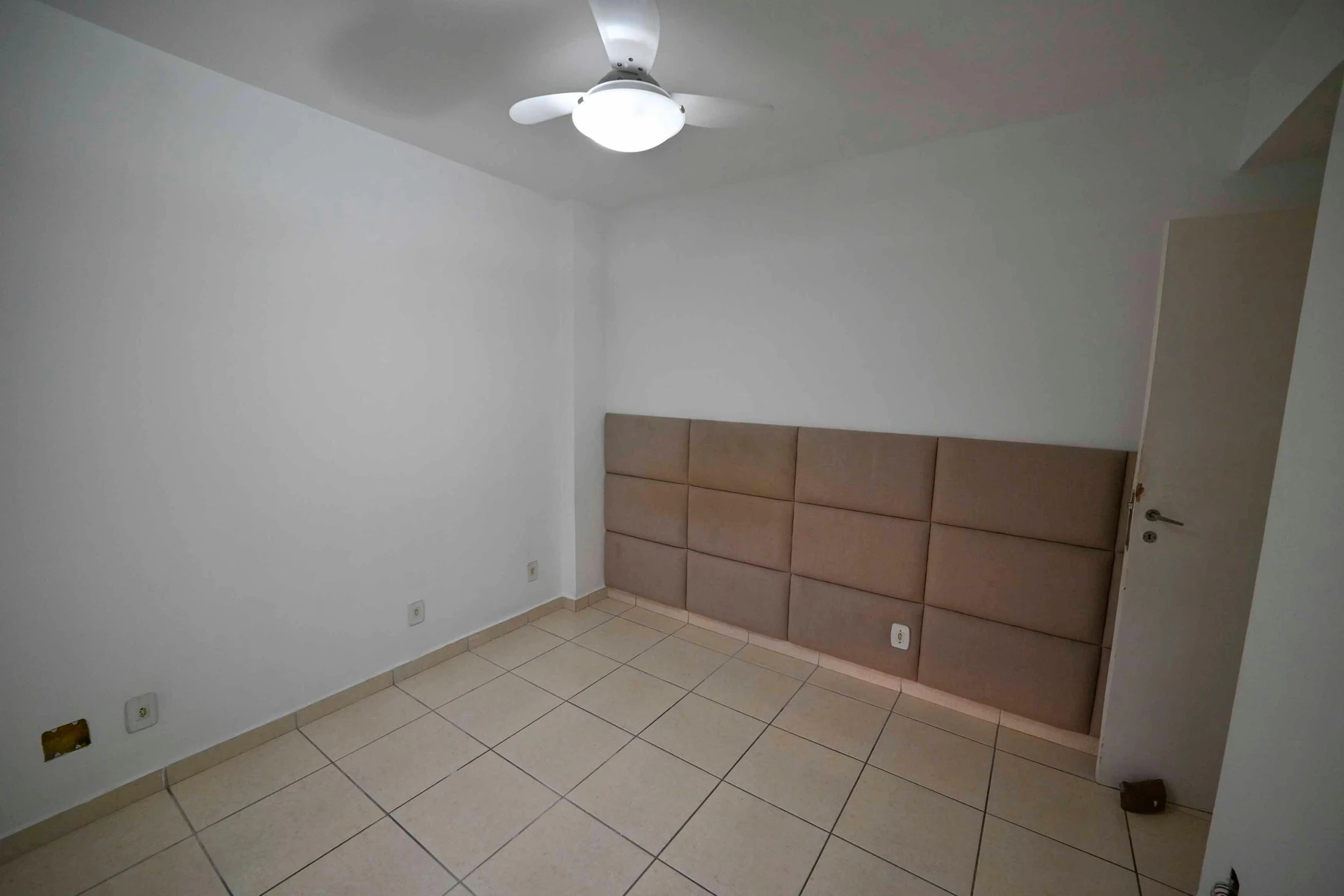 Mountain view in a 2-bedroom apartment, 72 m² — photo 30