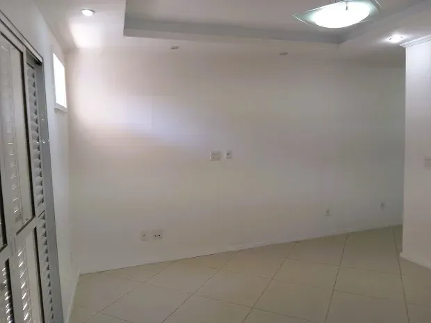 Casa sem vaga, 3 quartos e 3 banheiros reformada — photo 16