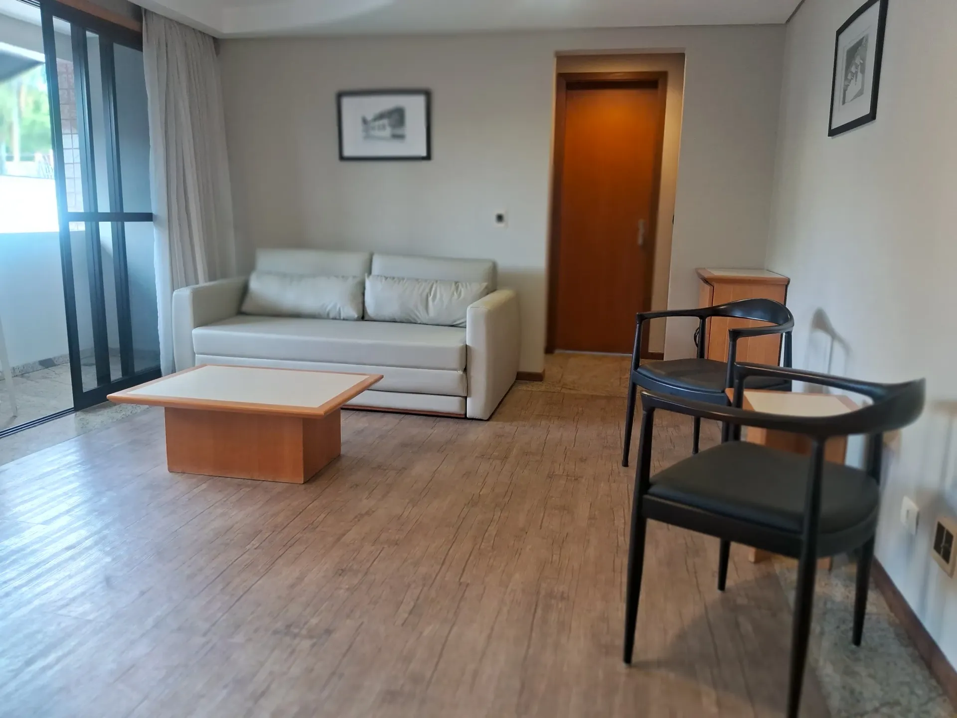 One-bedroom apartment with a home office in Curitiba