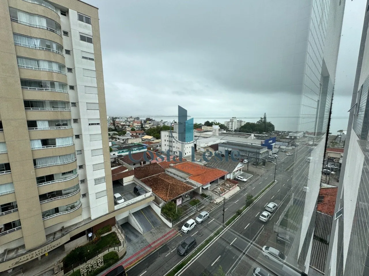 3-bedroom apartment with a home office in Florianópolis — photo 14