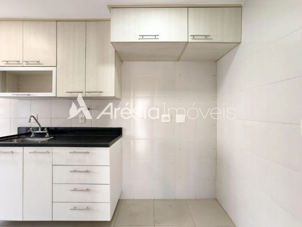 Apartamento com 3 dormitórios e varanda envidraçada — photo 33