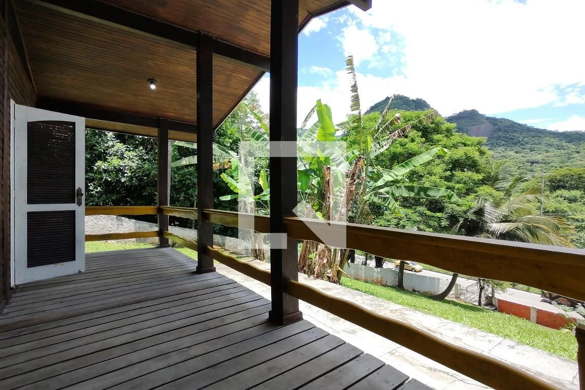 Casa para locação com 3 quartos e 280 m² — photo 19