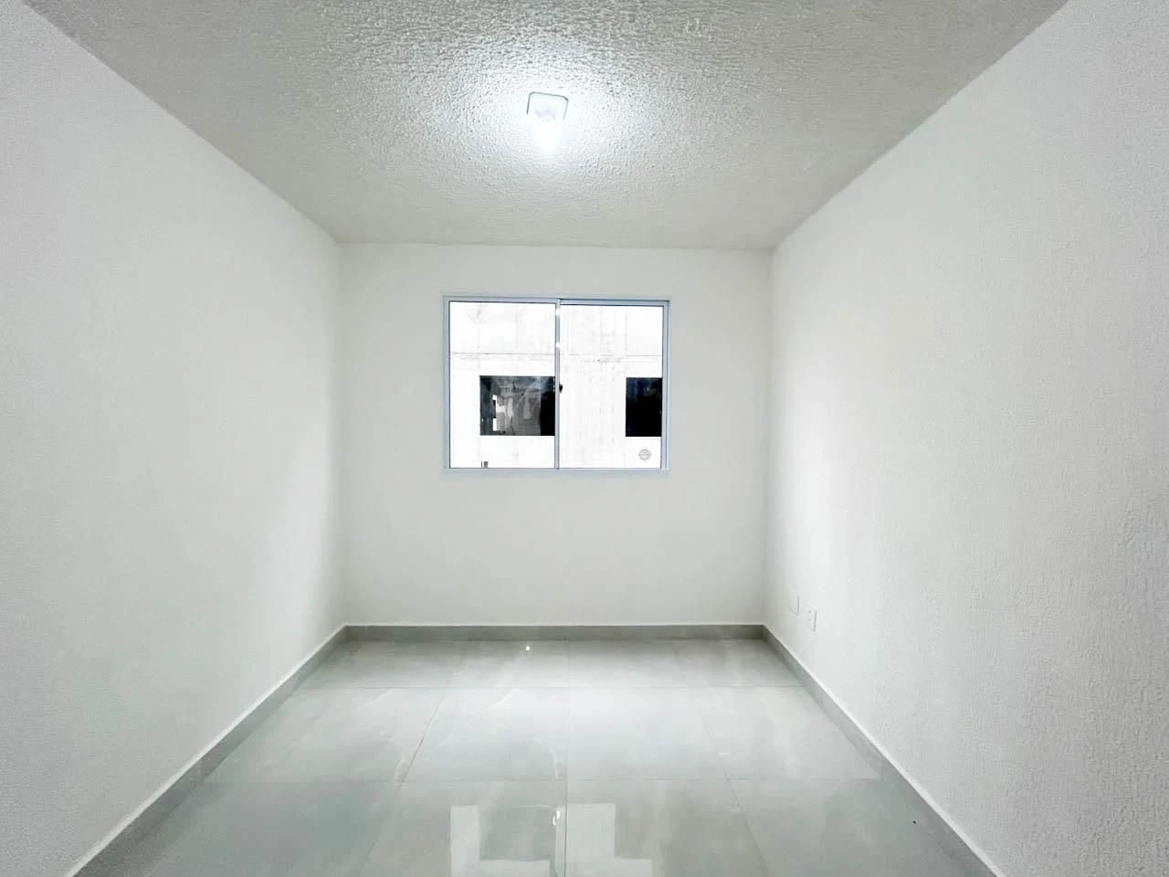 2-bedroom apartment in a building with a gym — photo 23