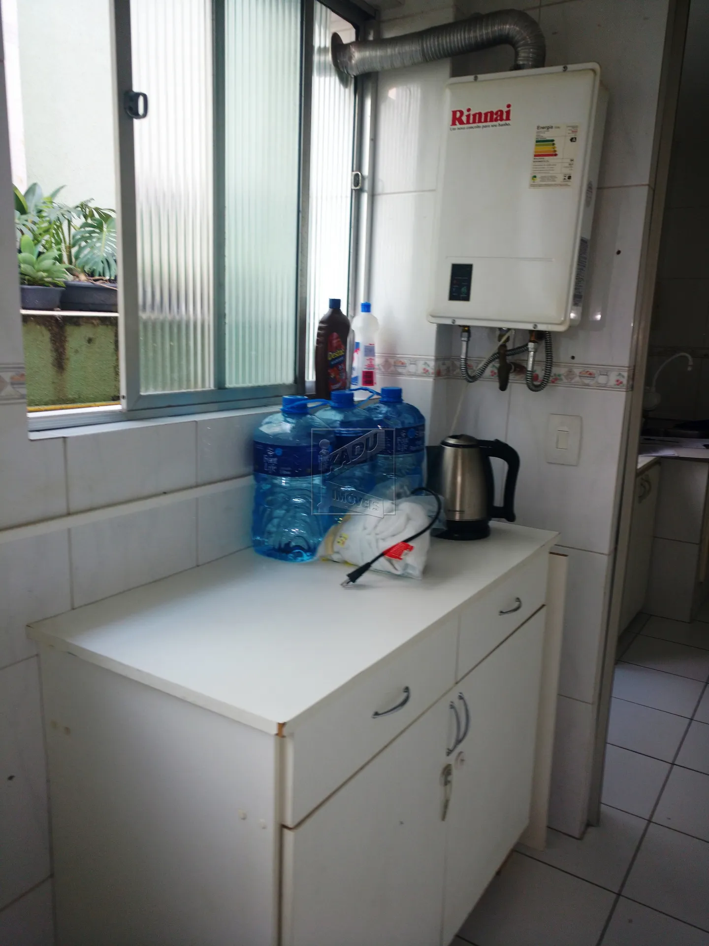 3-bedroom apartment with wood or laminate floors in Curitiba — photo 8