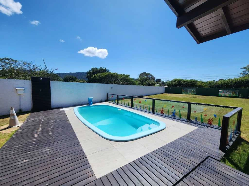 Casa de 3 dormitorios, 1 con baño propio, 131 m² — photo 18