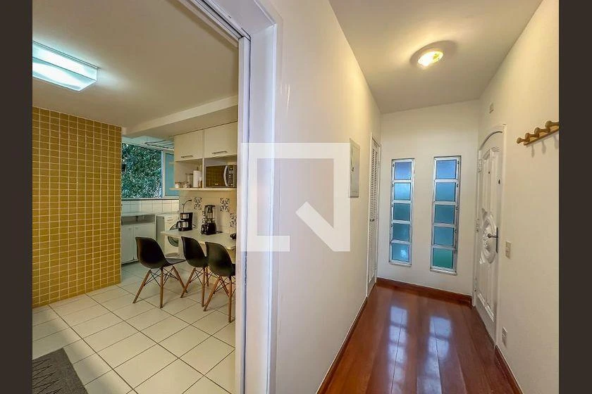Furnished apartment with 2 bedrooms and 80 m² — photo 34