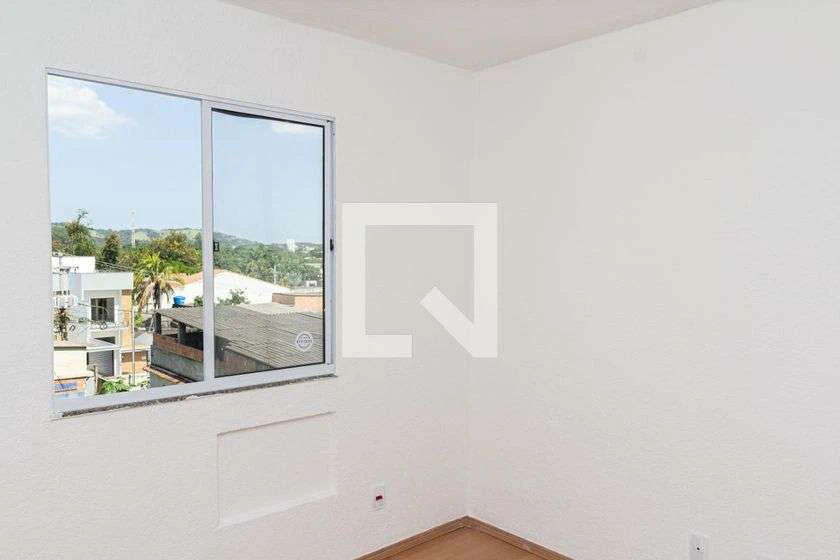 Unfurnished 2-bedroom apartment with 45 m² and wood floors — photo 18