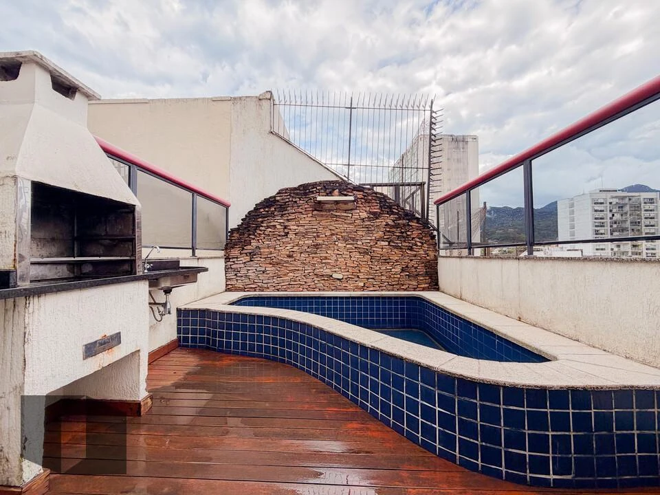 Furnished apartment, 186 m², with a grill on the balcony — photo 39