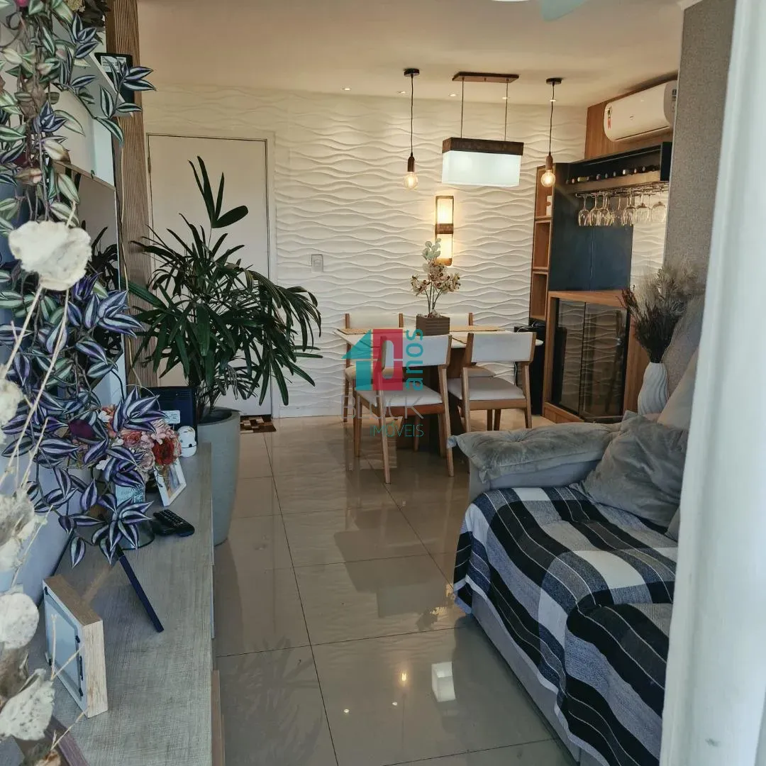 3-bedroom apartment in a building with a gym — photo 9