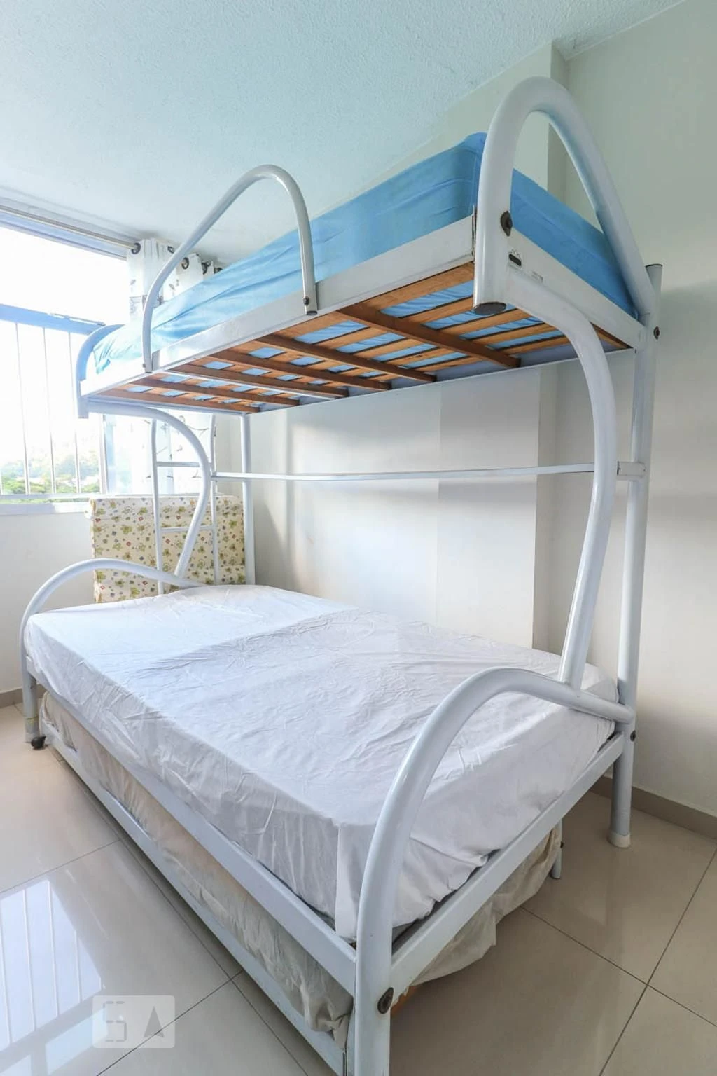2-bedroom apartment in a building with a gym — photo 20
