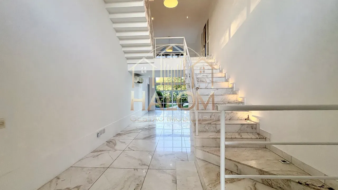 Rental house with 5 bedrooms and 5 bathrooms — photo 8