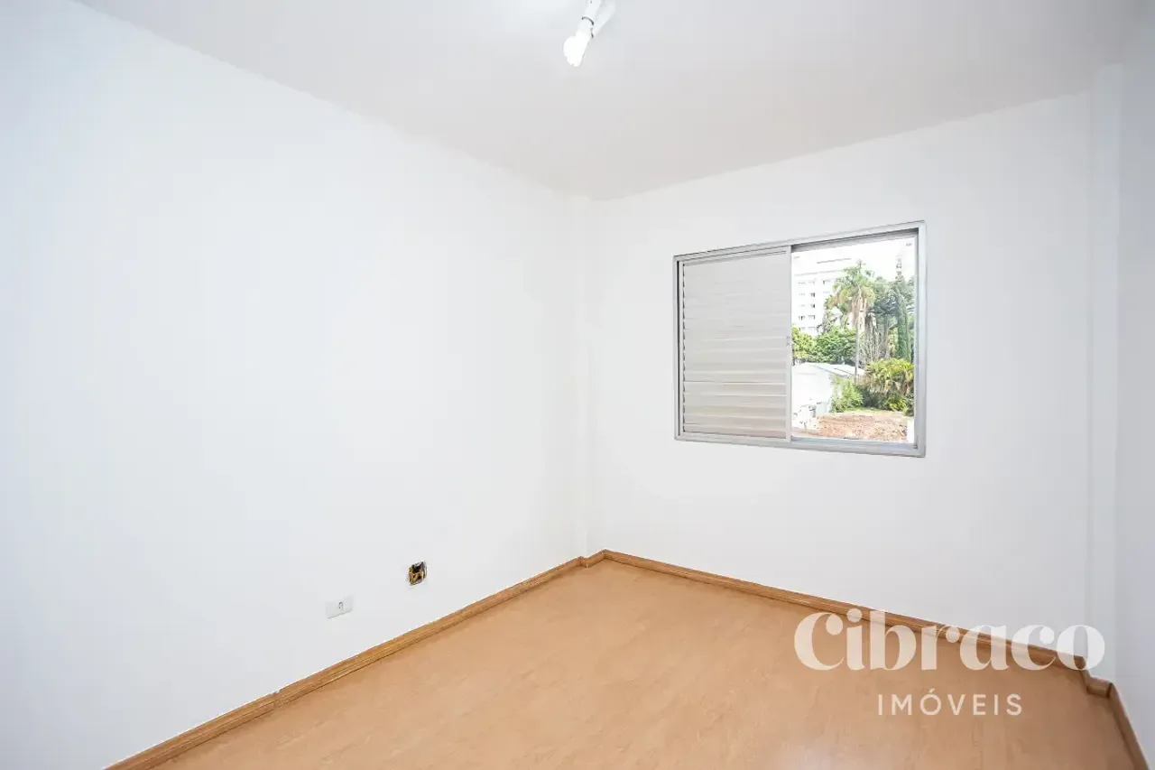 147 m² apartment with 3 bedrooms, 1 en-suite, 2 parking — photo 4