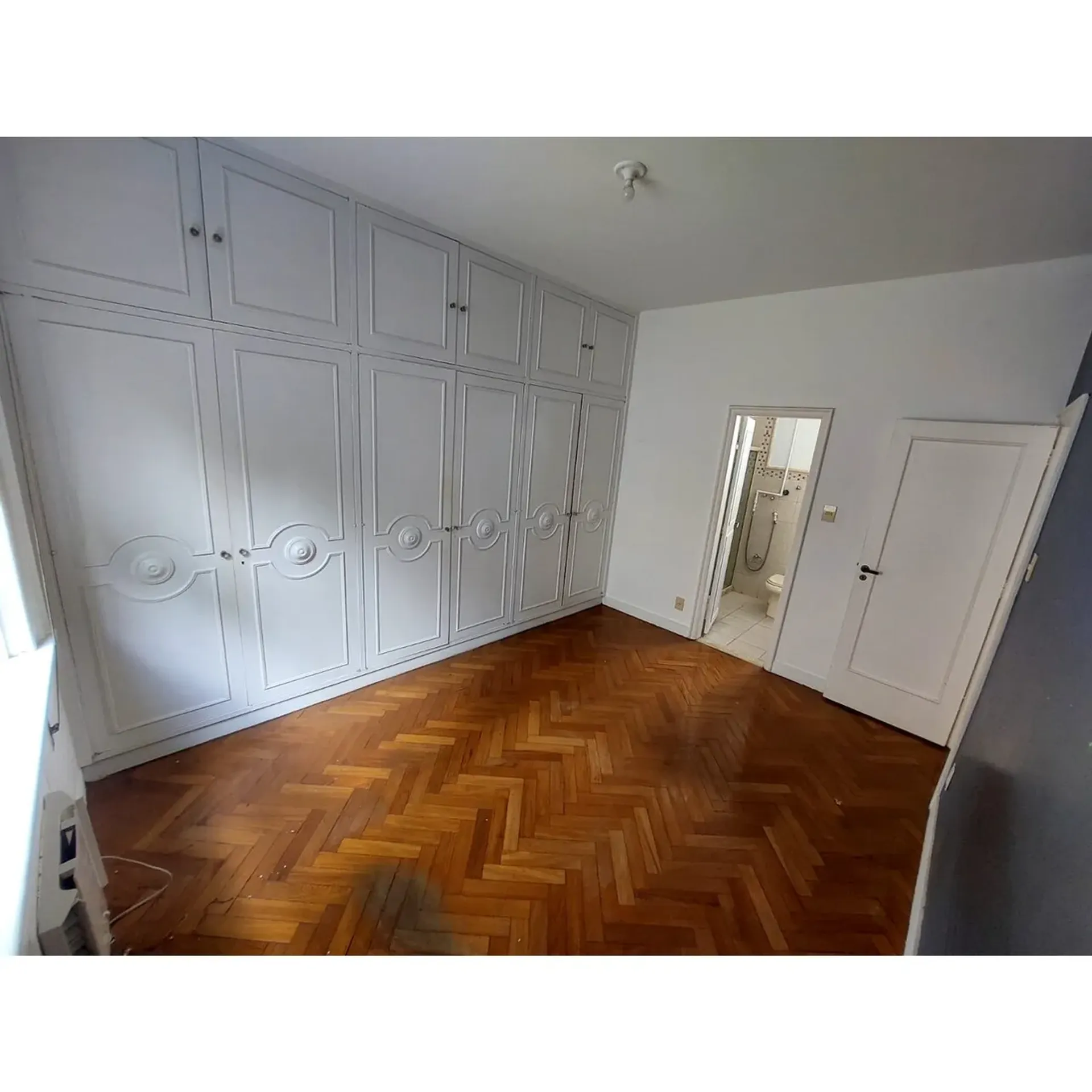 Home office in a 3-bedroom apartment, 132 m² — photo 23