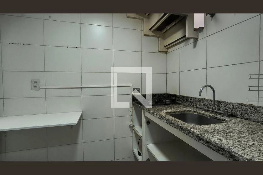 83 m² apartment with 1 en-suite and a balcony — photo 14