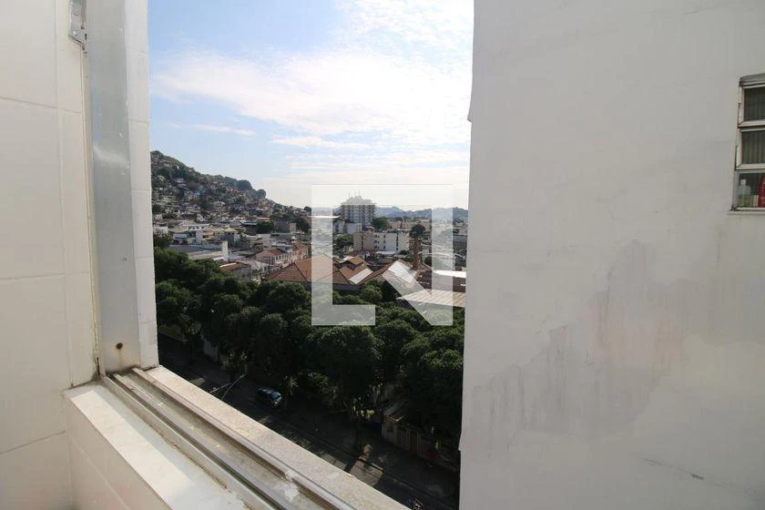 78 m² rental apartment with 2 bedrooms and 1 suite — photo 36