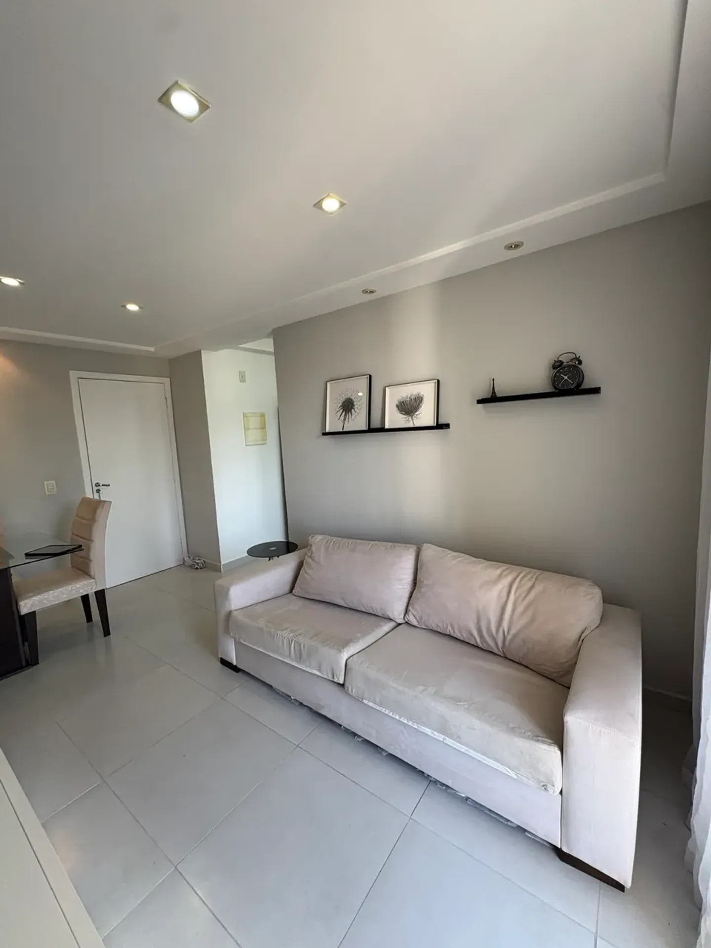 Apartment on the 12th floor with a mountain view — photo 16