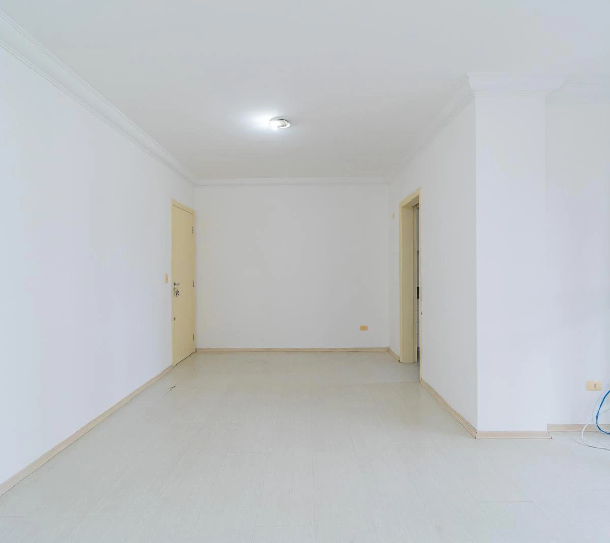 3-bedroom apartment with a grill on the balcony — photo 31