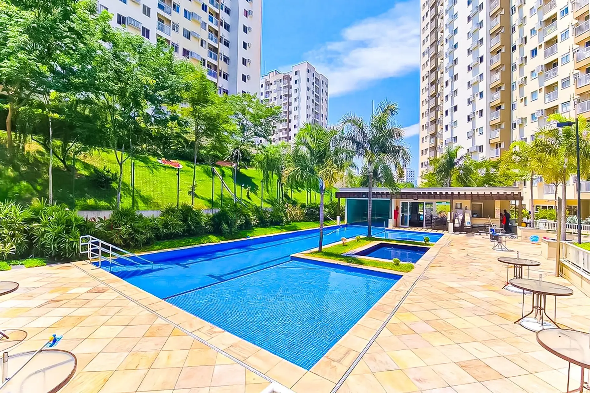 2-bedroom apartment with a jacuzzi in Rio de Janeiro — photo 7