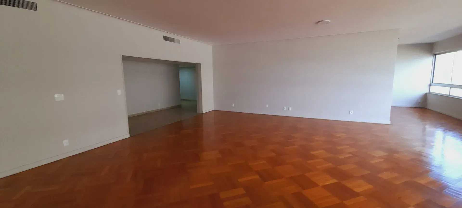 Unfurnished apartment with 4 bedrooms and 2 parking — photo 10
