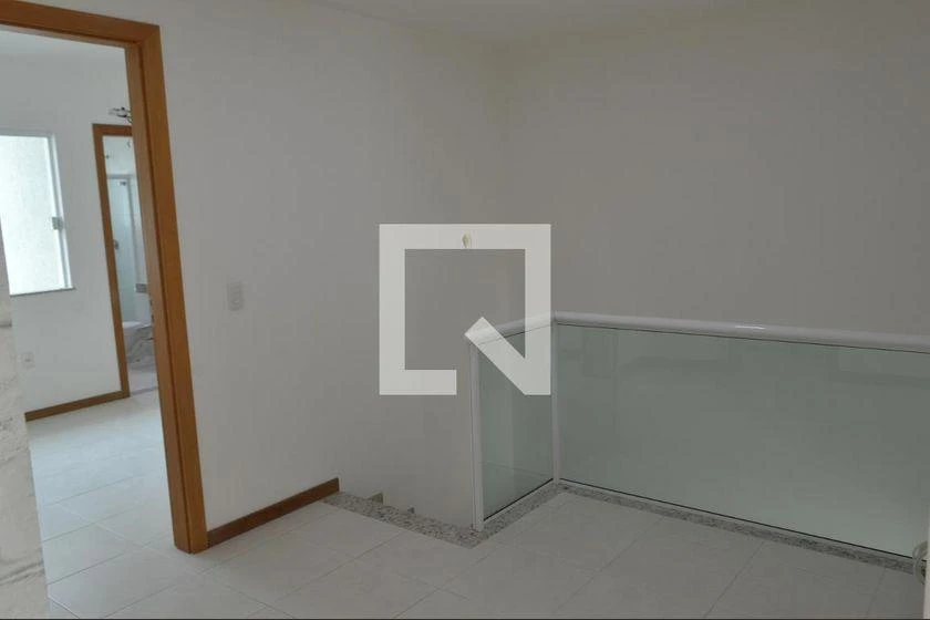 188 m² house with 4 en-suite bedrooms and 3 parking spots — photo 47