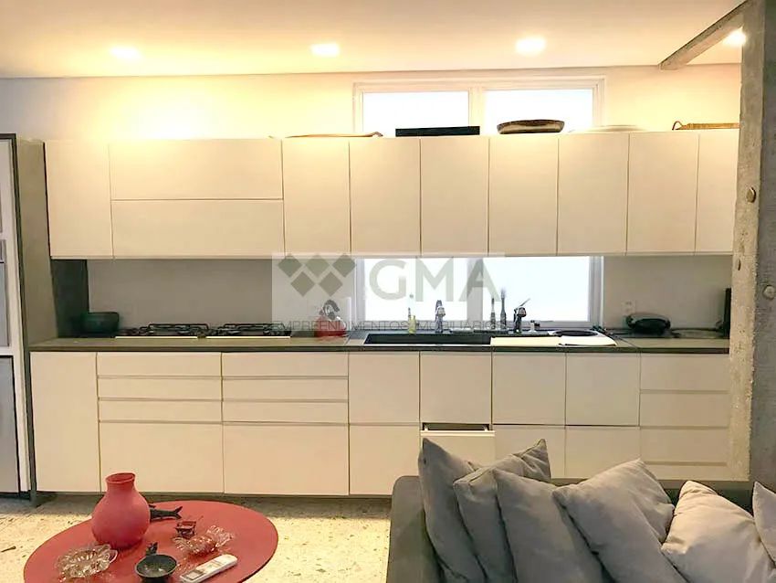 Furnished apartment with open kitchen and gas stove — photo 2