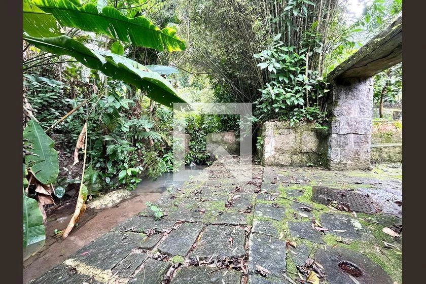 Furnished house, 9900 m², with a washing machine — photo 50