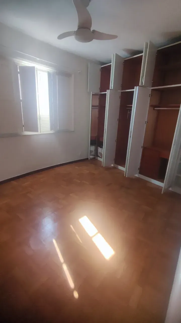 Apartamento de 1 quarto com piso de madeira e 1 vaga — photo 15