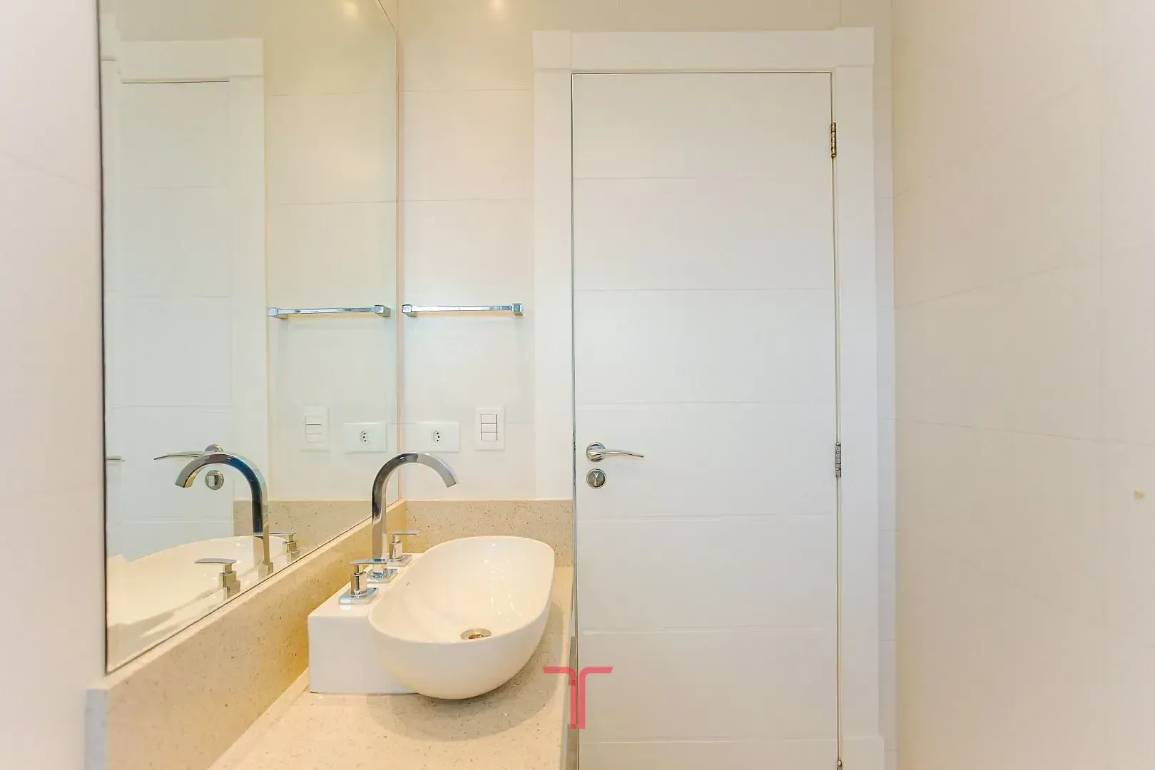 Дом 550 м² с 5 спальнями и приватным садом — photo 146
