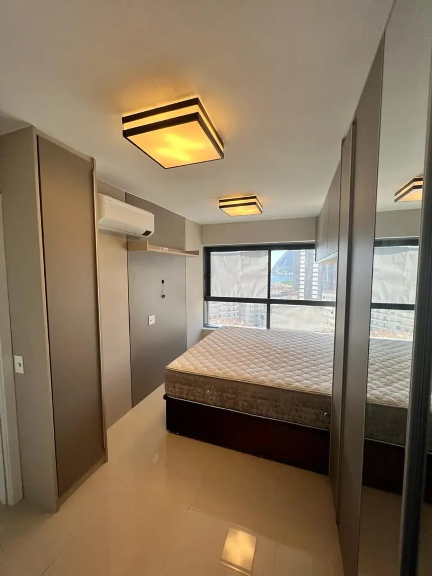 2-bedroom apartment with a water view in Rio de Janeiro — photo 9