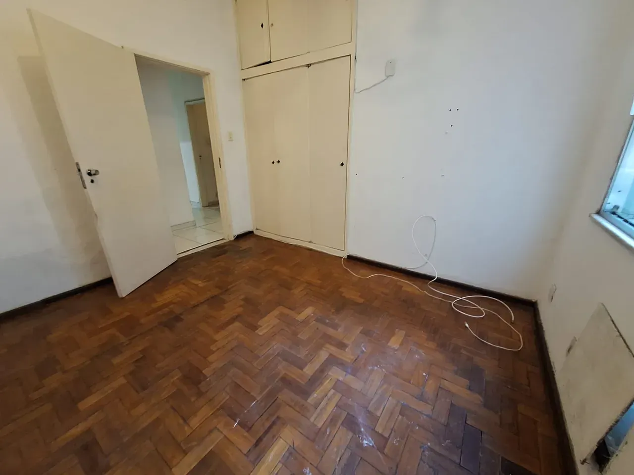 Apartment with 3 bedrooms and 3 bathrooms and separate kitchen — photo 4