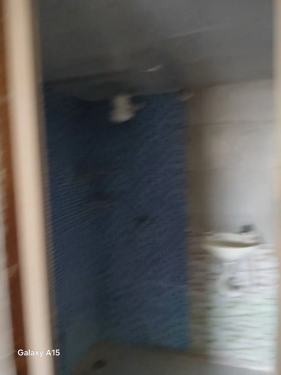 Unfurnished studio with 1 bedroom and a compact kitchenette — photo 9