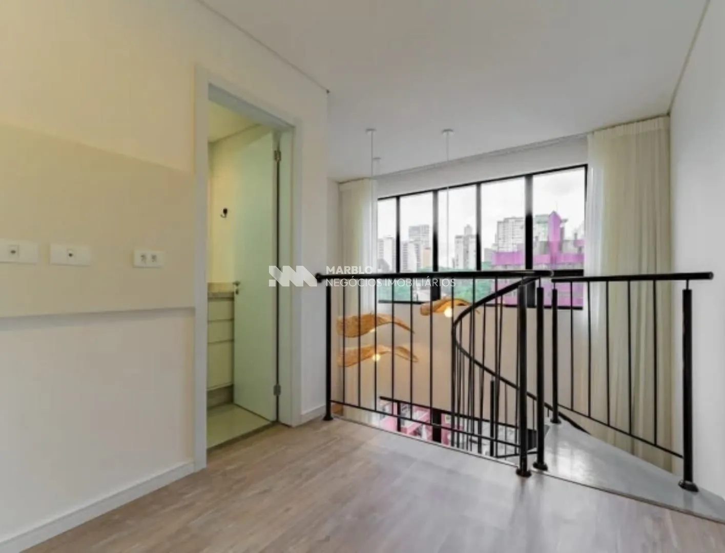 One-bedroom apartment with a washing machine in Curitiba — photo 17