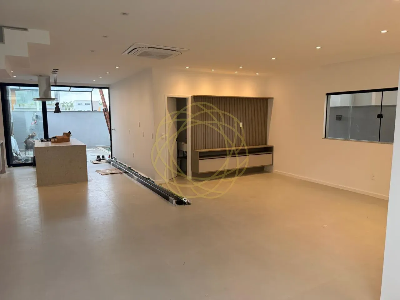 Casa com 4 quartos e 5 banheiros, 280 m² — photo 8