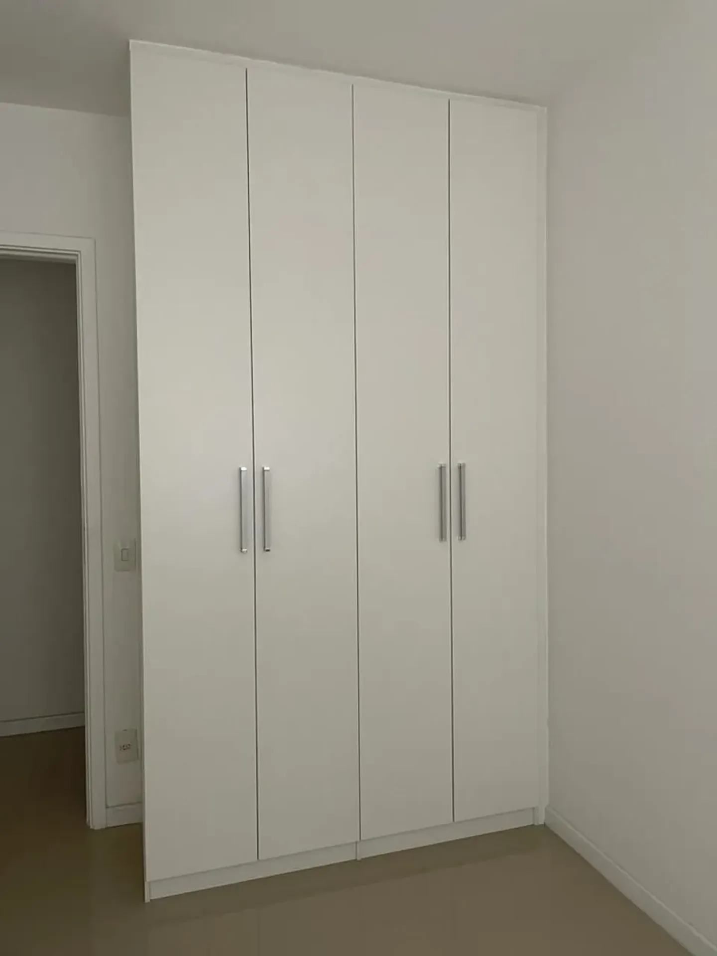 86 m² apartment with a walk-in closet and a washing machine — photo 20
