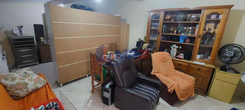 Furnished house with 5 bedrooms and a home office — photo 17