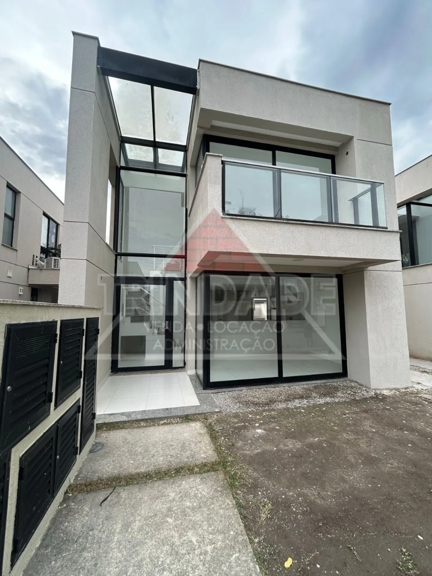 Casa duplex de 3 suítes com cozinha americana e piscina — photo 20