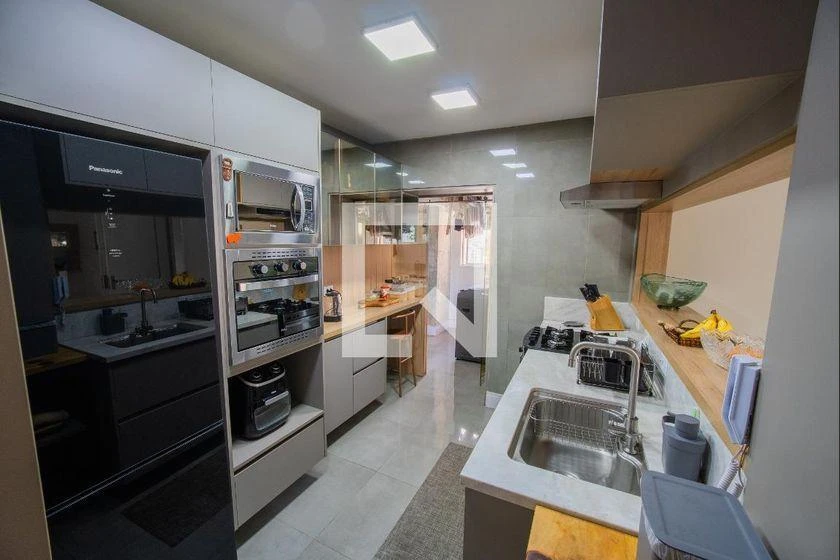 Furnished apartment, 91 m², with a walk-in closet — photo 13