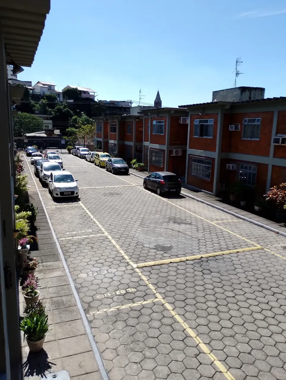 Квартира 65 м² з 2 спальнями та окремою кухнею — photo 11