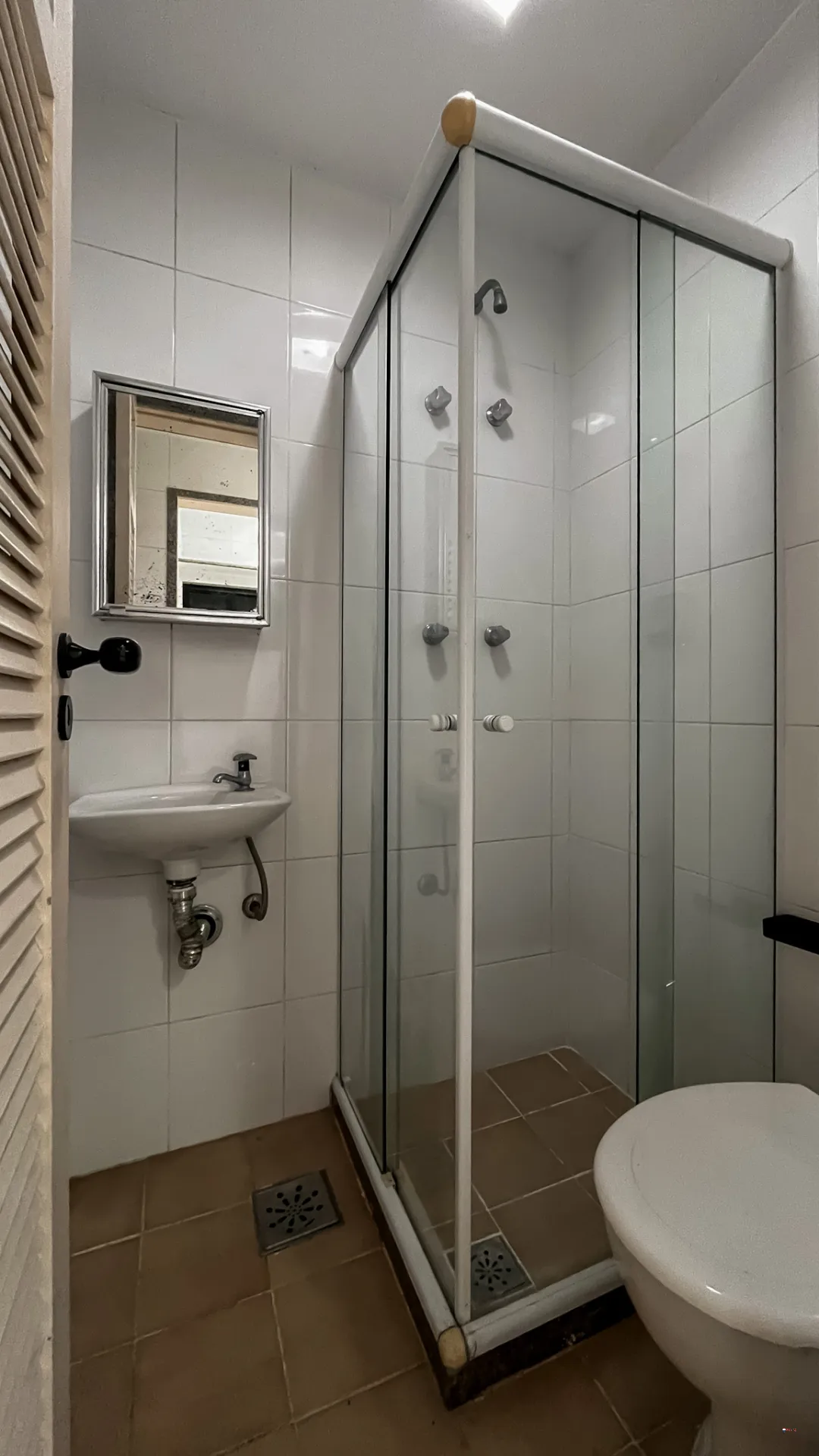 Панорамні вікна та 4 спальні: квартира 217 м² — photo 31