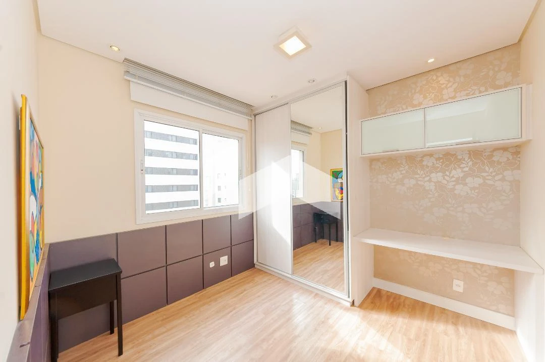 Departamento con espacio de home office en Curitiba — photo 14