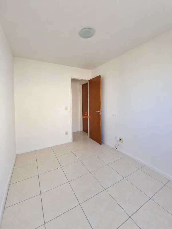 2-bedroom apartment in a building with a gym — photo 16