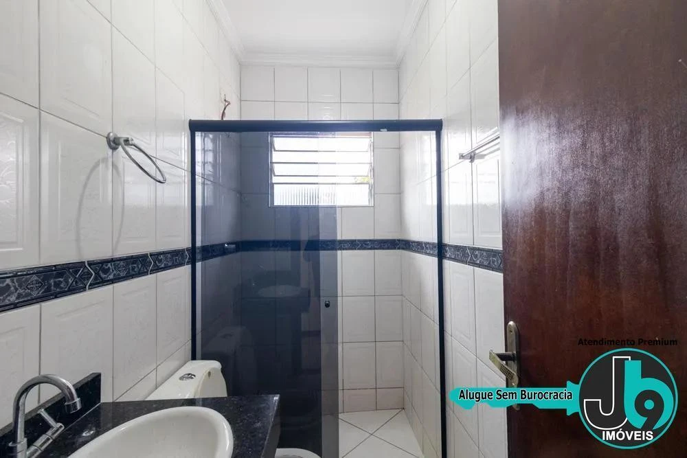 3-bedroom apartment with a grill on the balcony in Curitiba