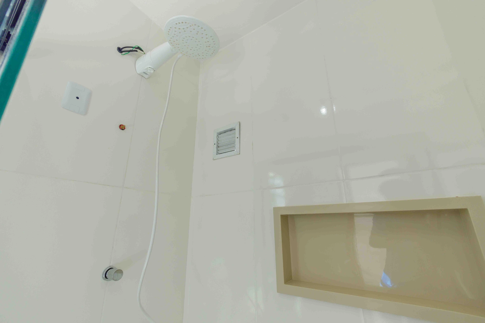 Monoambiente, 40 m², con ventanales de piso a techo — photo 26