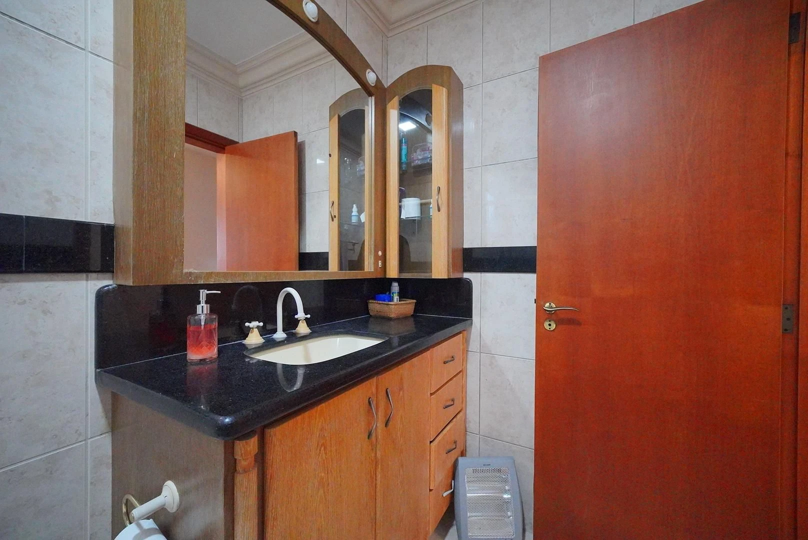 Casa mobiliada de 6 quartos com jacuzzi — photo 16